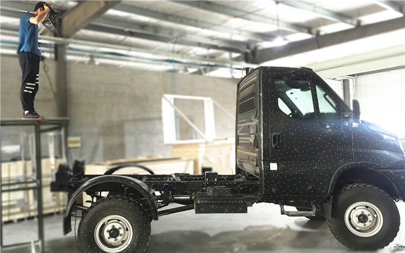 汽車三維掃描.jpg 汽車三維掃描.jpg