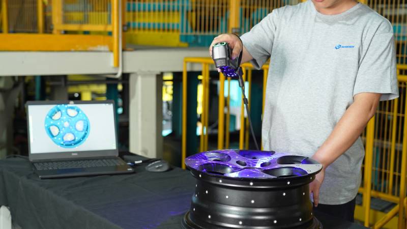 SIMSCAN三維掃描儀 (3).JPG